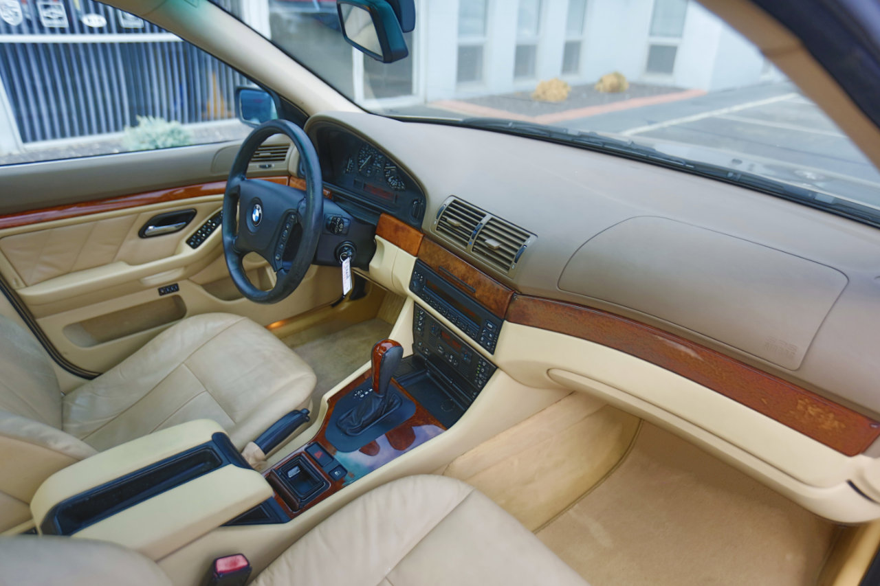 Used 2002 BMW 525i Sedan image 19