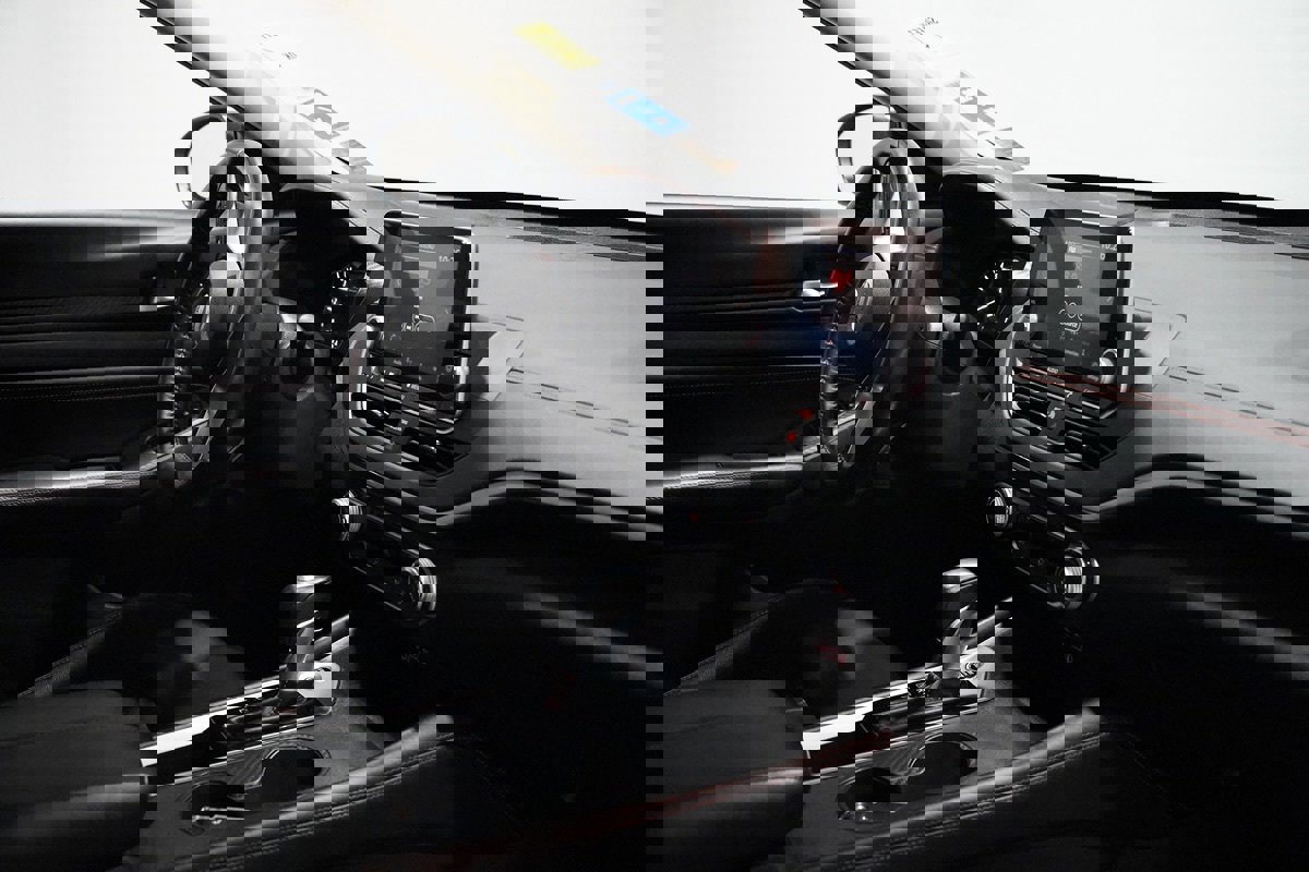 Used 2022 Nissan Altima 2.5 SR image 14