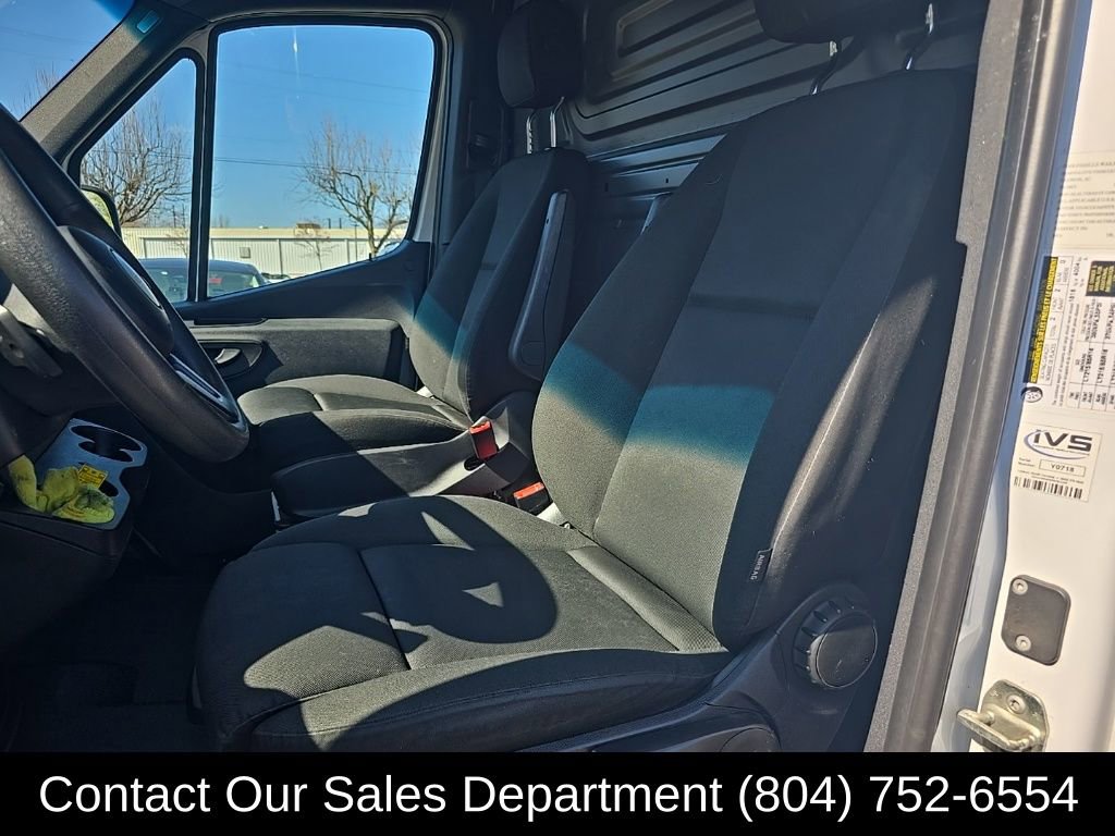 Used 2020 Freightliner Sprinter 3500 image 20