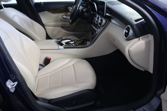 Used 2015 Mercedes-Benz C 300 4MATIC Sedan image 21