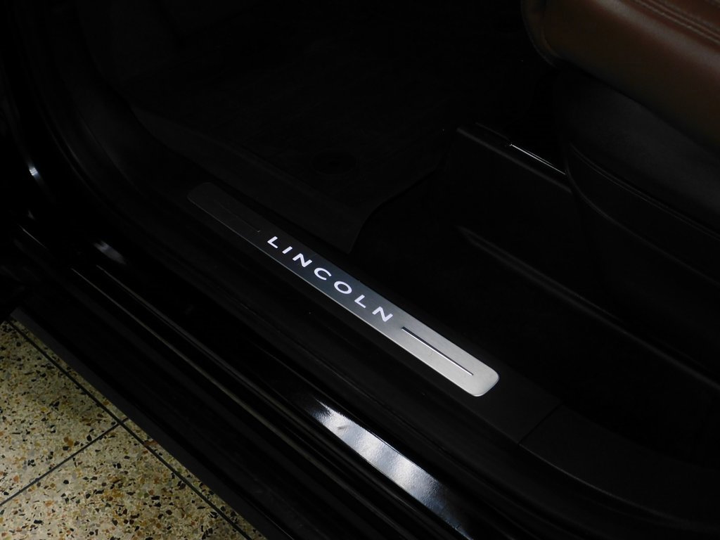 Used 2024 Lincoln Navigator L Reserve w/ Equipment Group 201A image 30