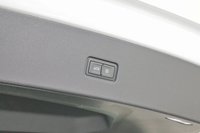 New 2026 Audi Q8 Premium Plus image 15