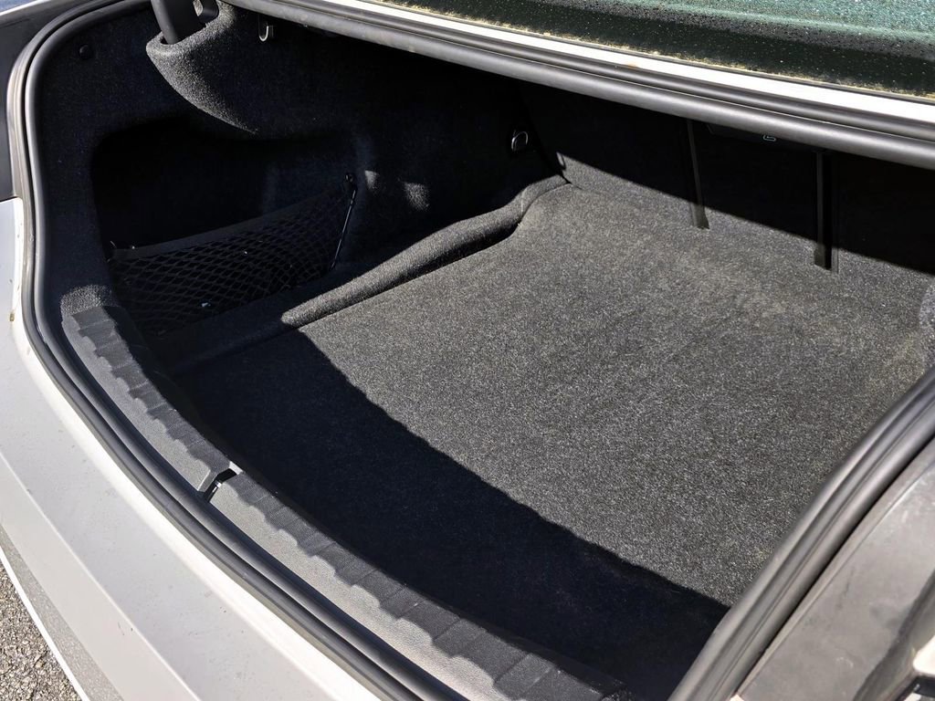 Used 2025 BMW 330i Sedan image 32