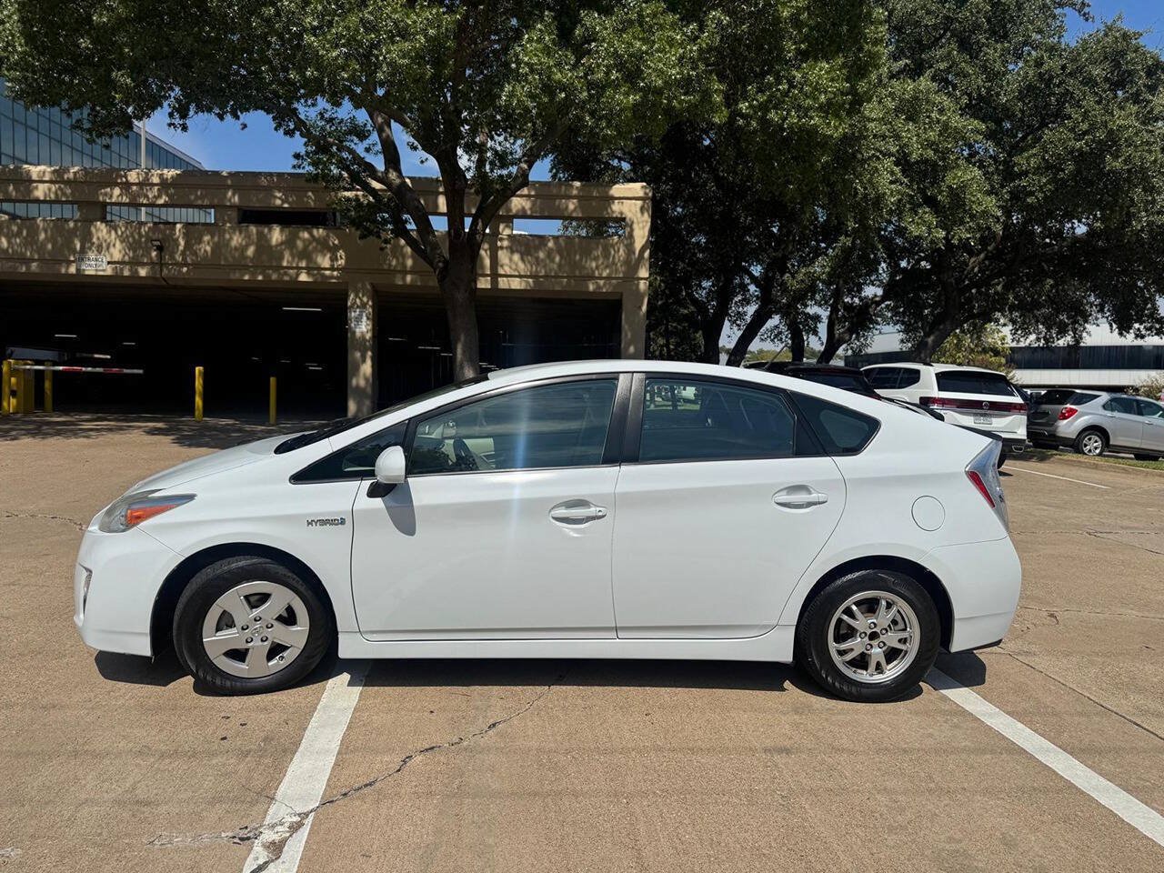 Used 2010 Toyota Prius Four FWD image 3