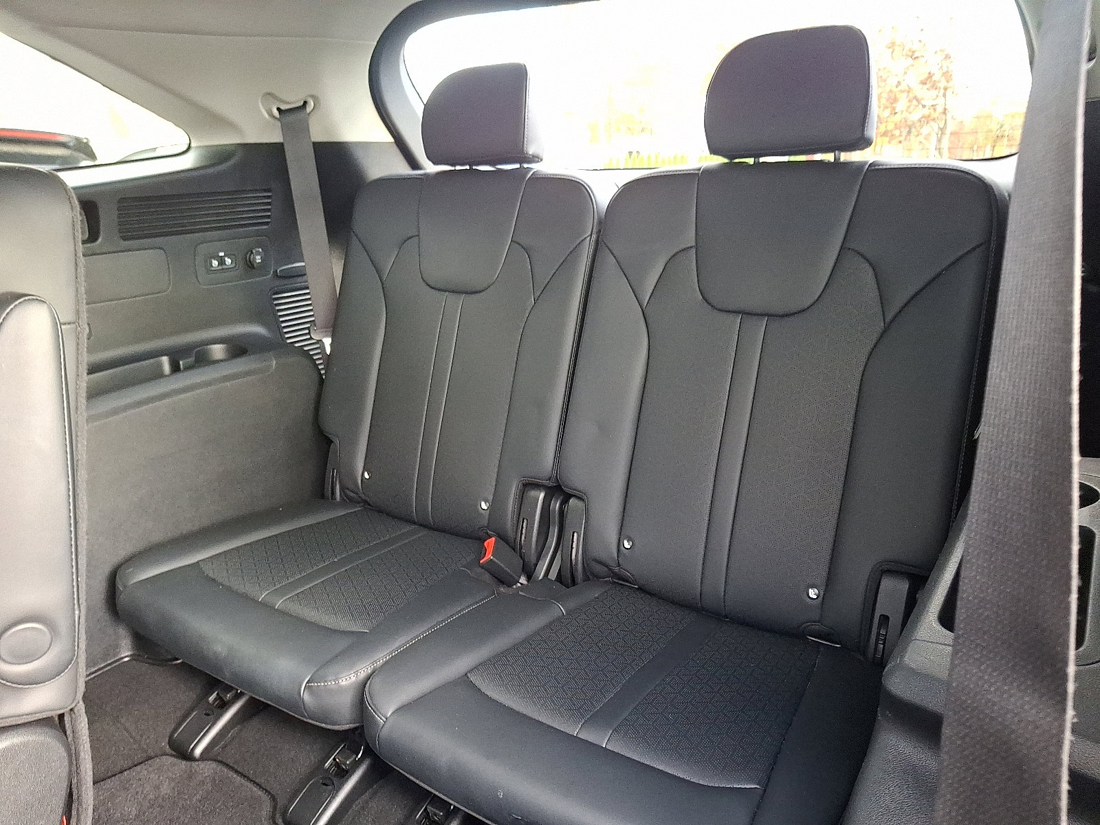 Certified 2022 Kia Sorento S image 10