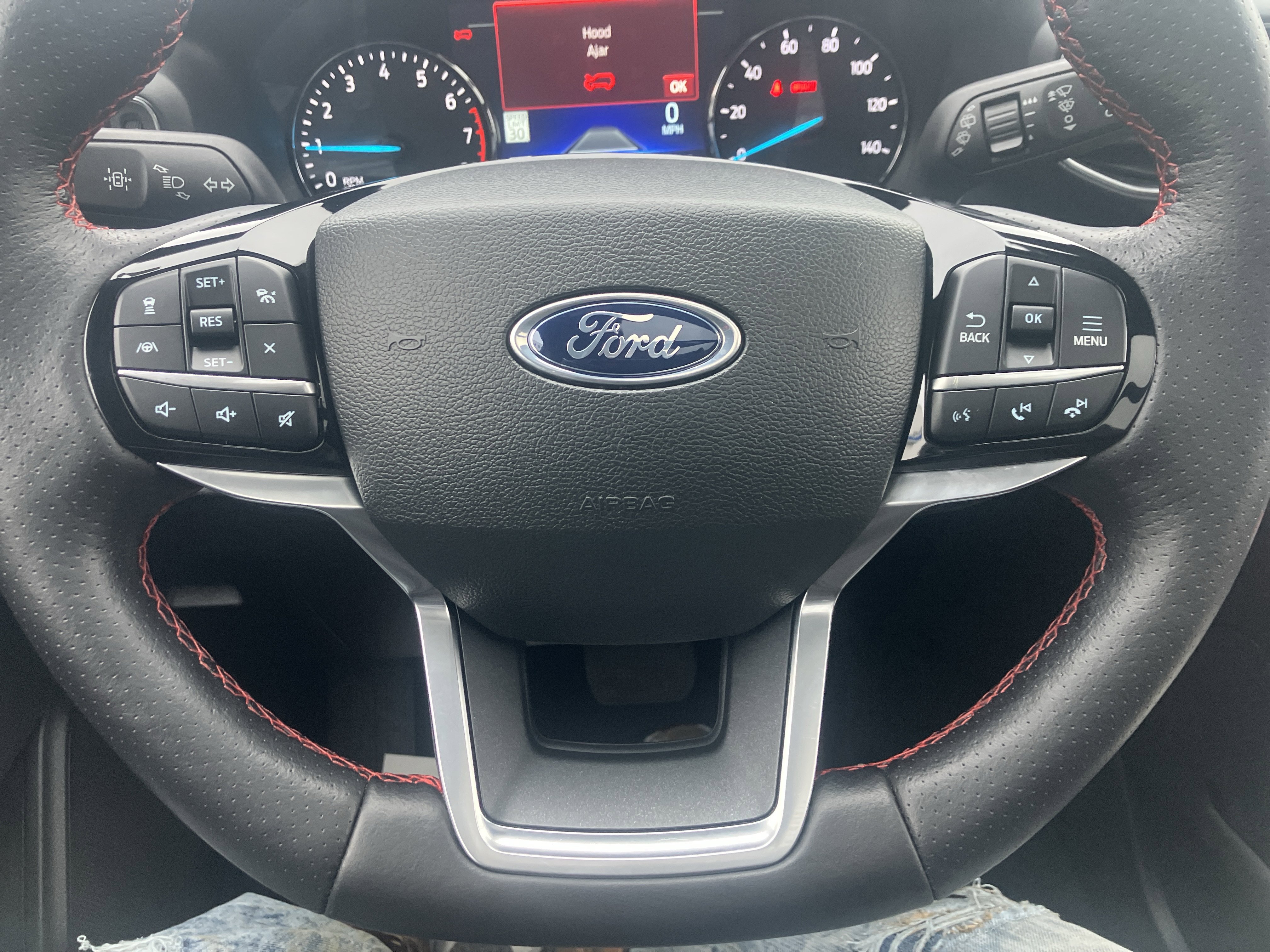 Used 2023 Ford Explorer ST-Line w/ Class IV Trailer Tow Package image 25