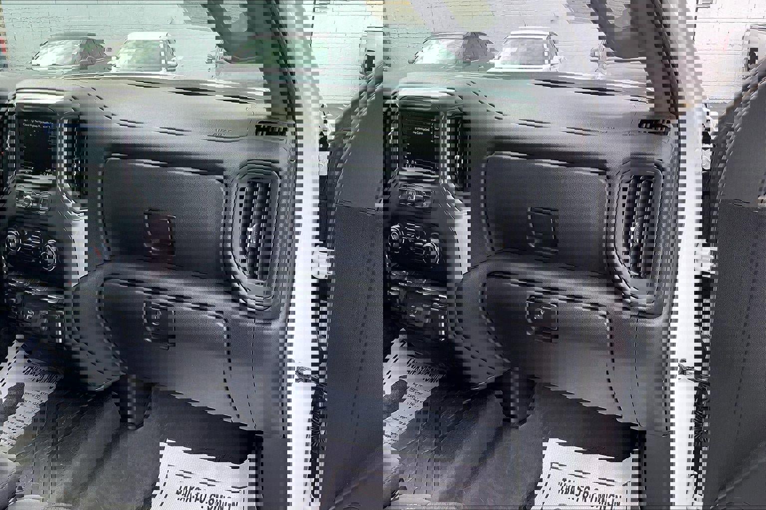 Used 2025 Chevrolet Silverado 1500 Custom image 16