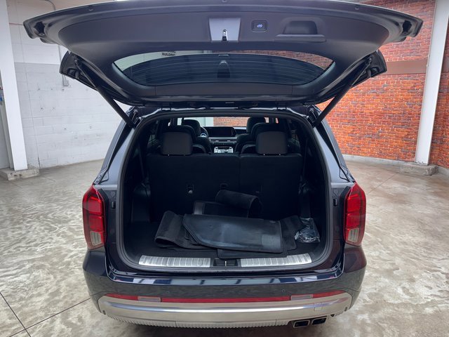 Used 2024 Hyundai Palisade Calligraphy image 27