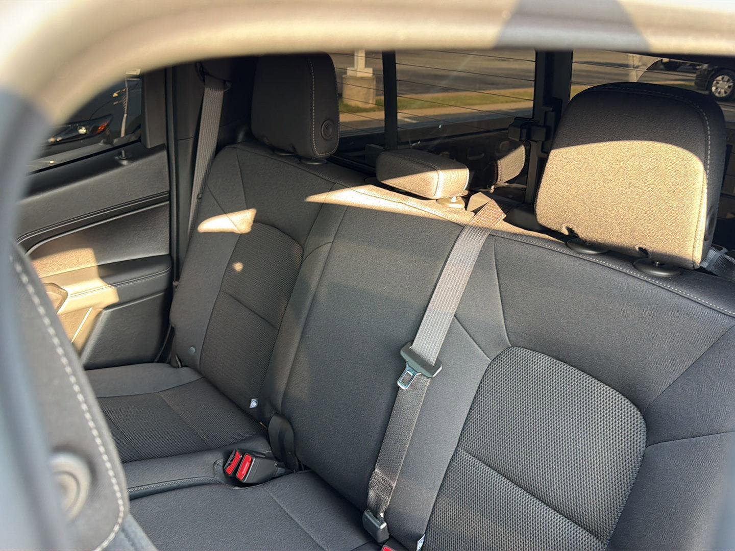 Used 2024 Chevrolet Colorado LT w/ LT Convenience Package RWD image 31
