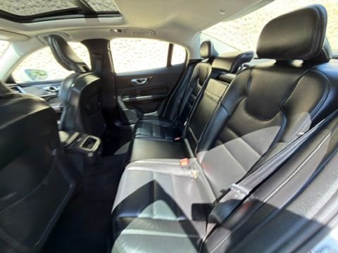Used 2021 Volvo S60 T6 Momentum w/ Protection Package Premier AWD/4WD image 25