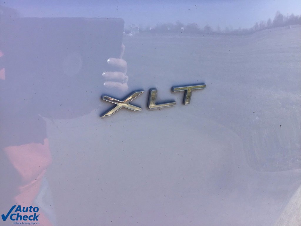 Used 2023 Ford Transit 350 XLT image 39