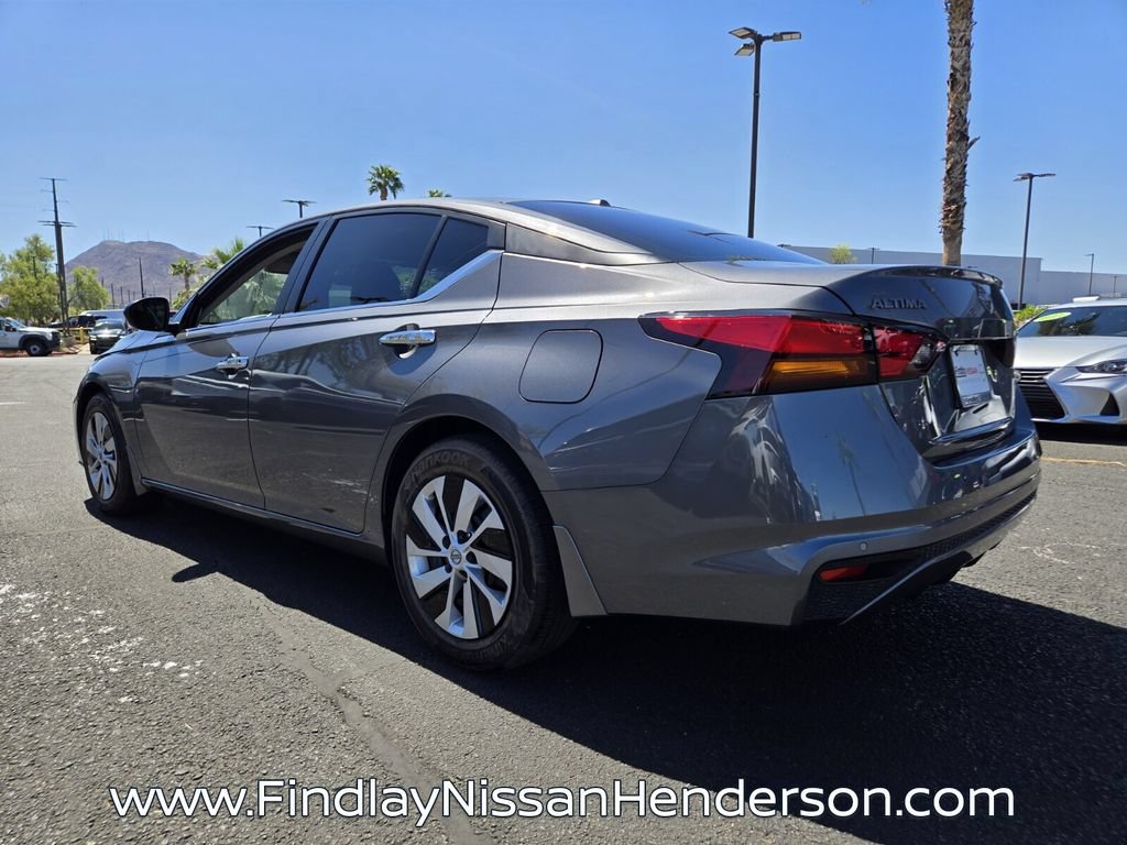Used 2025 Nissan Altima 2.5 S FWD image 4