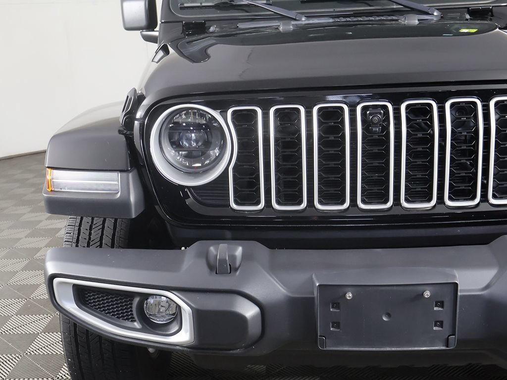Used 2024 Jeep Wrangler Unlimited Sahara w/ Technology Group AWD/4WD image 13