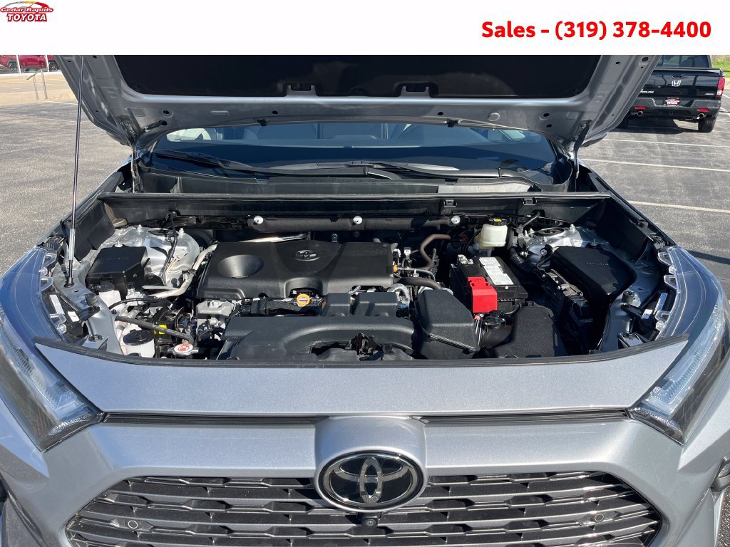 Certified 2022 Toyota RAV4 Limited AWD/4WD image 18