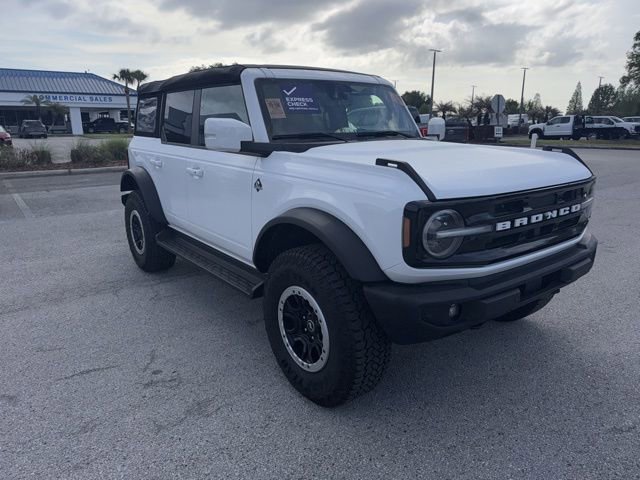 Used 2025 Ford Bronco Outer Banks w/ Sasquatch Package image 3
