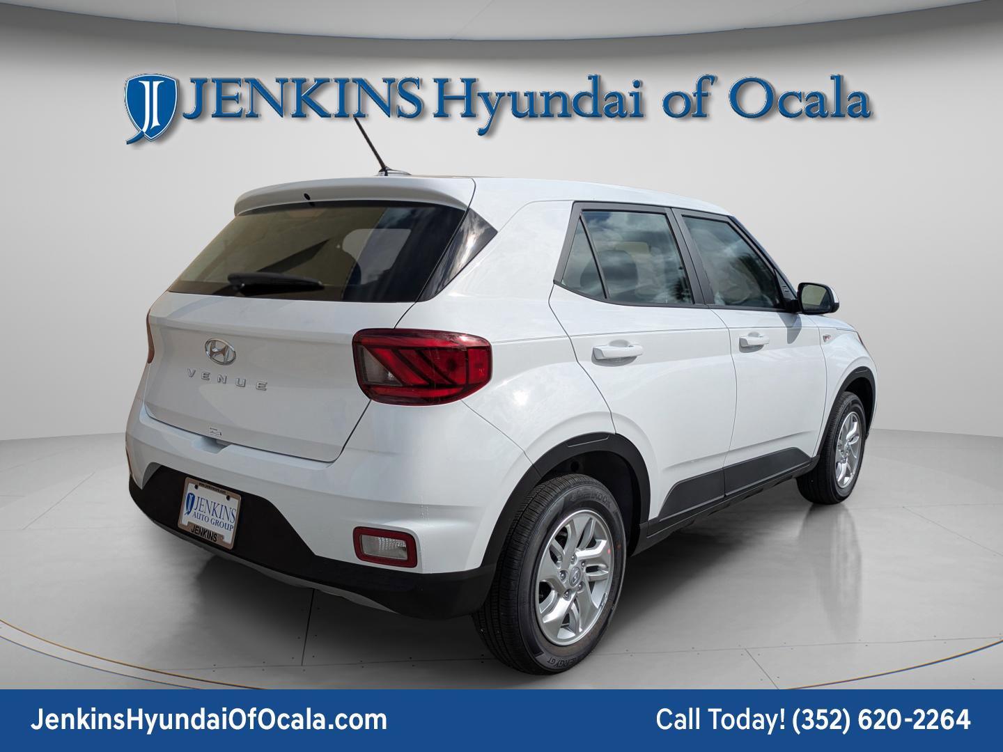 New 2026 Hyundai Venue SE image 3