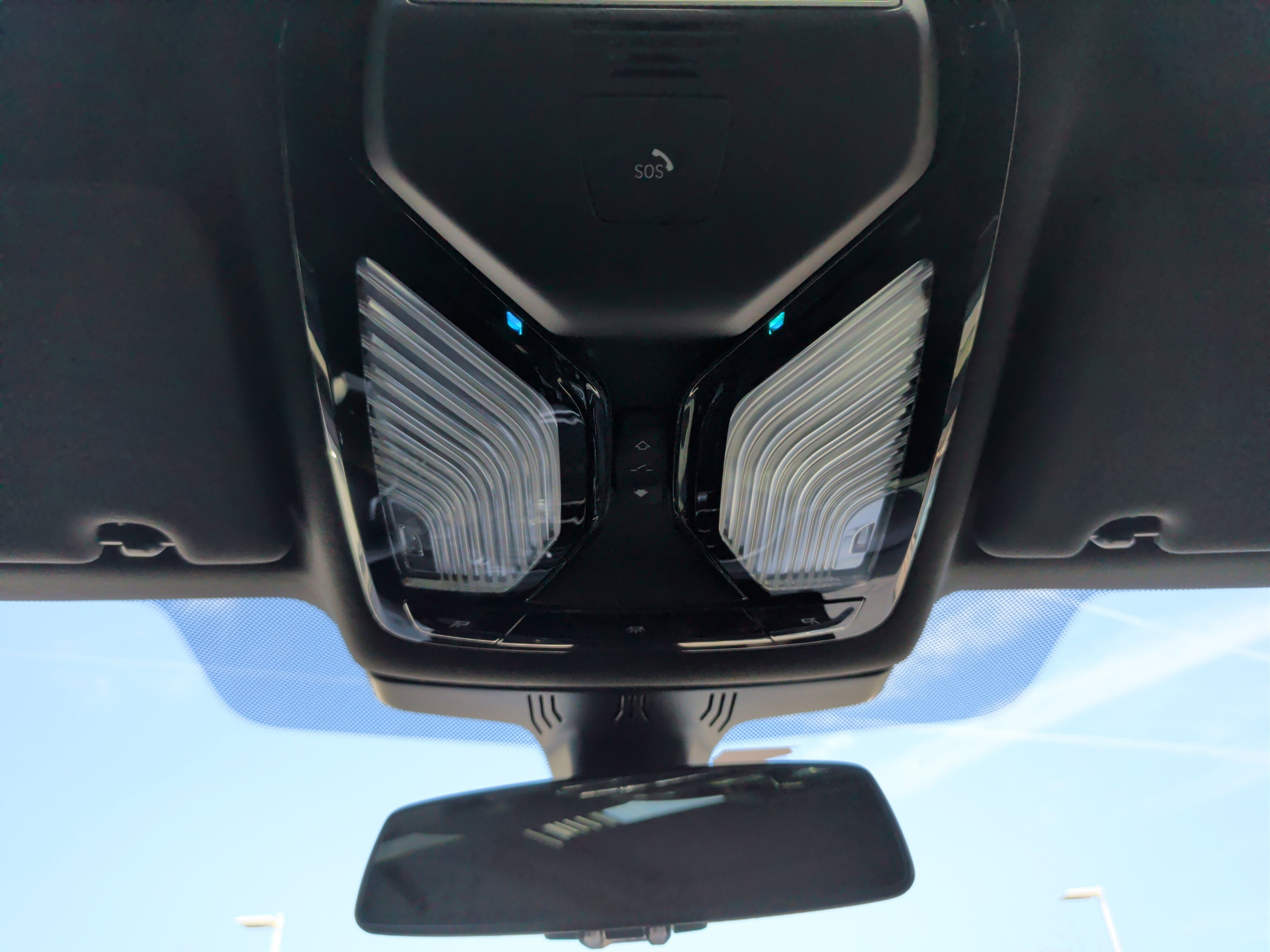 Certified 2023 BMW 530e w/ Premium Package image 32