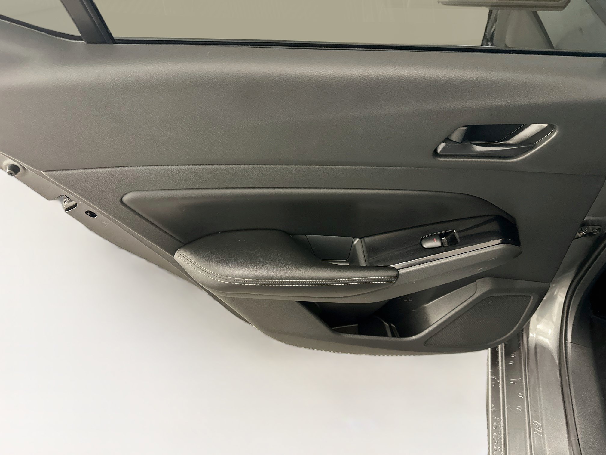 Used 2023 Nissan Altima 2.5 SV FWD image 26