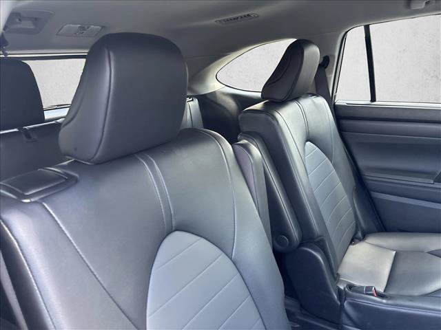 Certified 2025 Toyota Highlander XLE AWD/4WD image 25