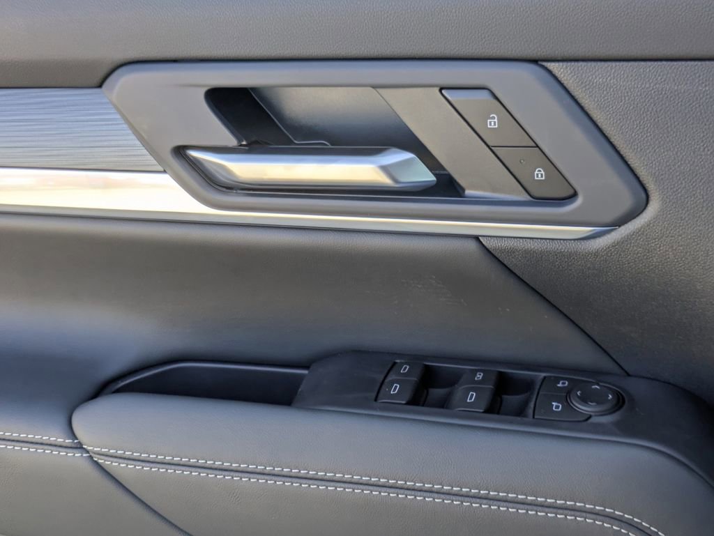 New 2026 GMC Terrain Elevation w/ Black Edition image 21