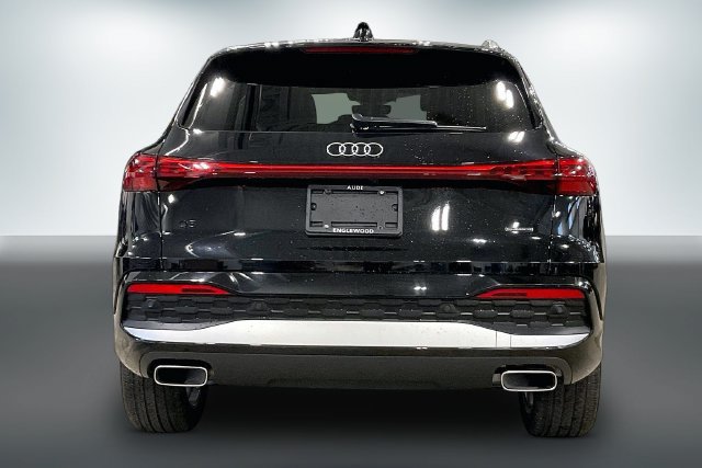 Certified 2025 Audi Q5 Premium Plus w/ Premium Plus AWD/4WD image 4