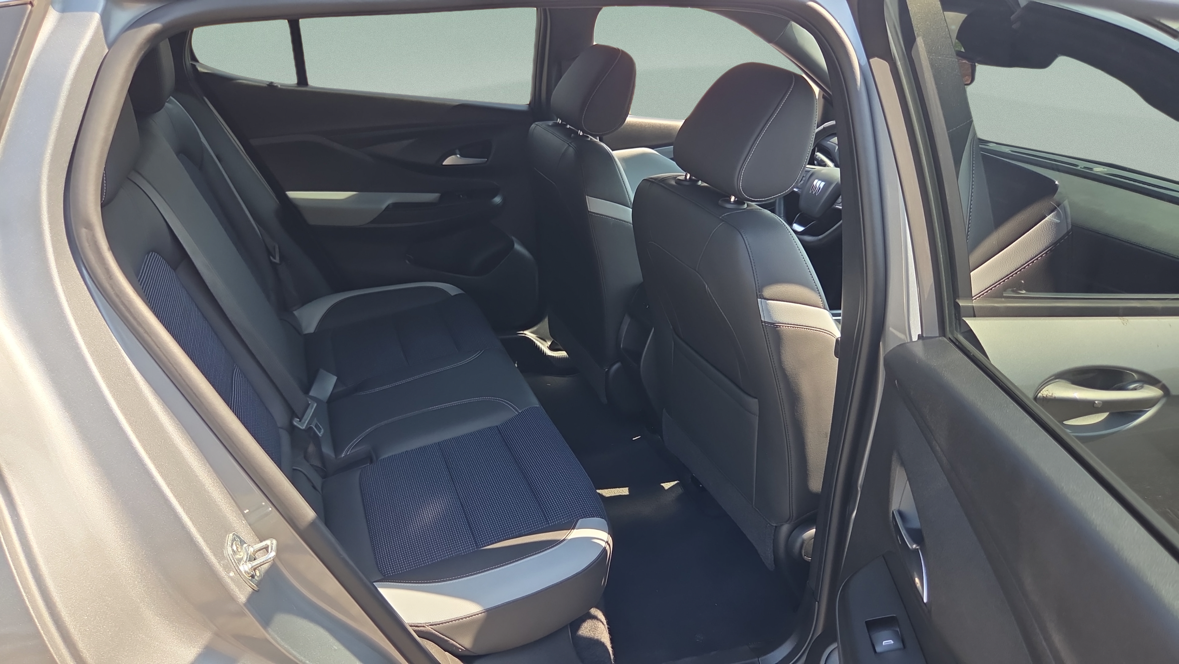 Certified 2024 Buick Envista Preferred w/ Convenience I Package FWD image 14