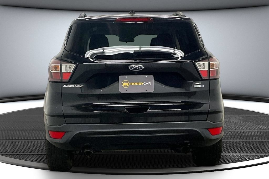 Used 2018 Ford Escape SE w/ SE Sport Appearance Package AWD/4WD image 5