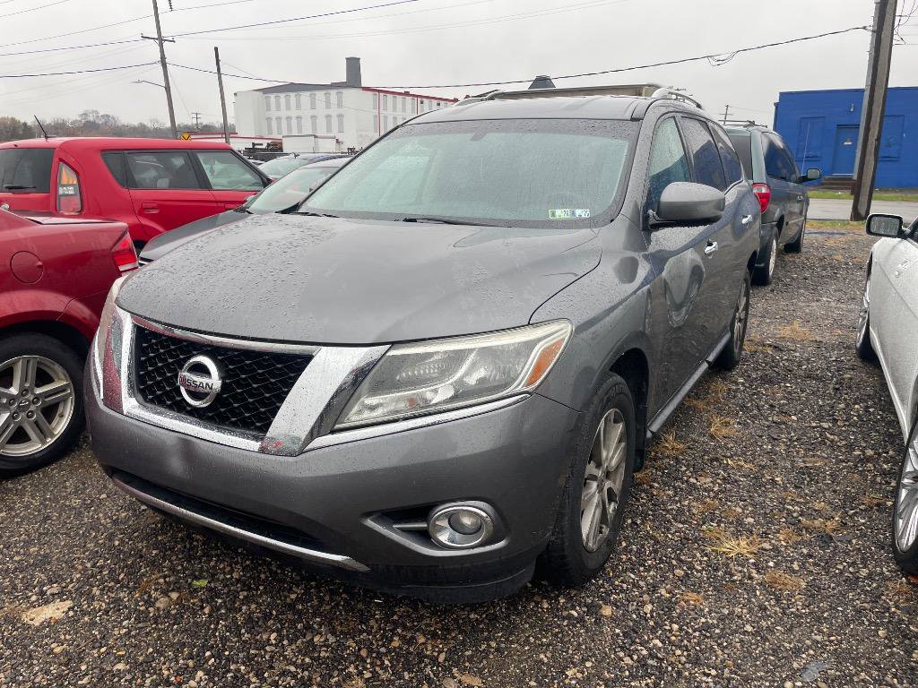 Used 2015 Nissan Pathfinder SV w/ Cargo Package