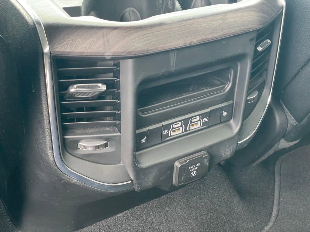 Used 2025 RAM 1500 Laramie image 10