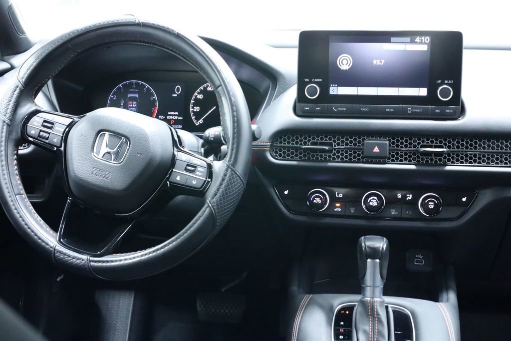 Used 2023 Honda HR-V Sport image 12