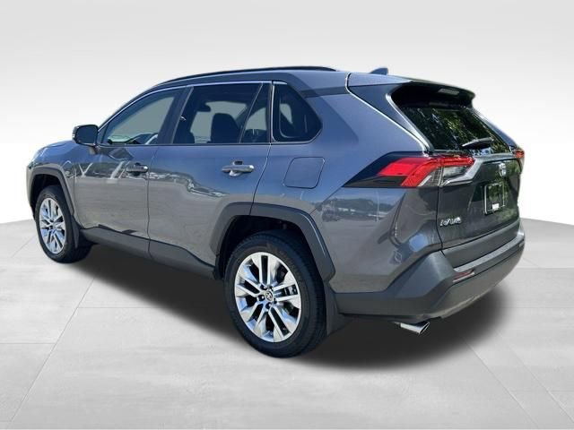 Used 2025 Toyota RAV4 XLE Premium w/ Weather Package AWD/4WD image 3