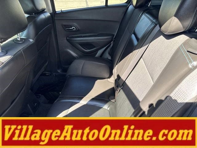 Used 2016 Chevrolet Trax LT w/ LT Convenience Package FWD image 36