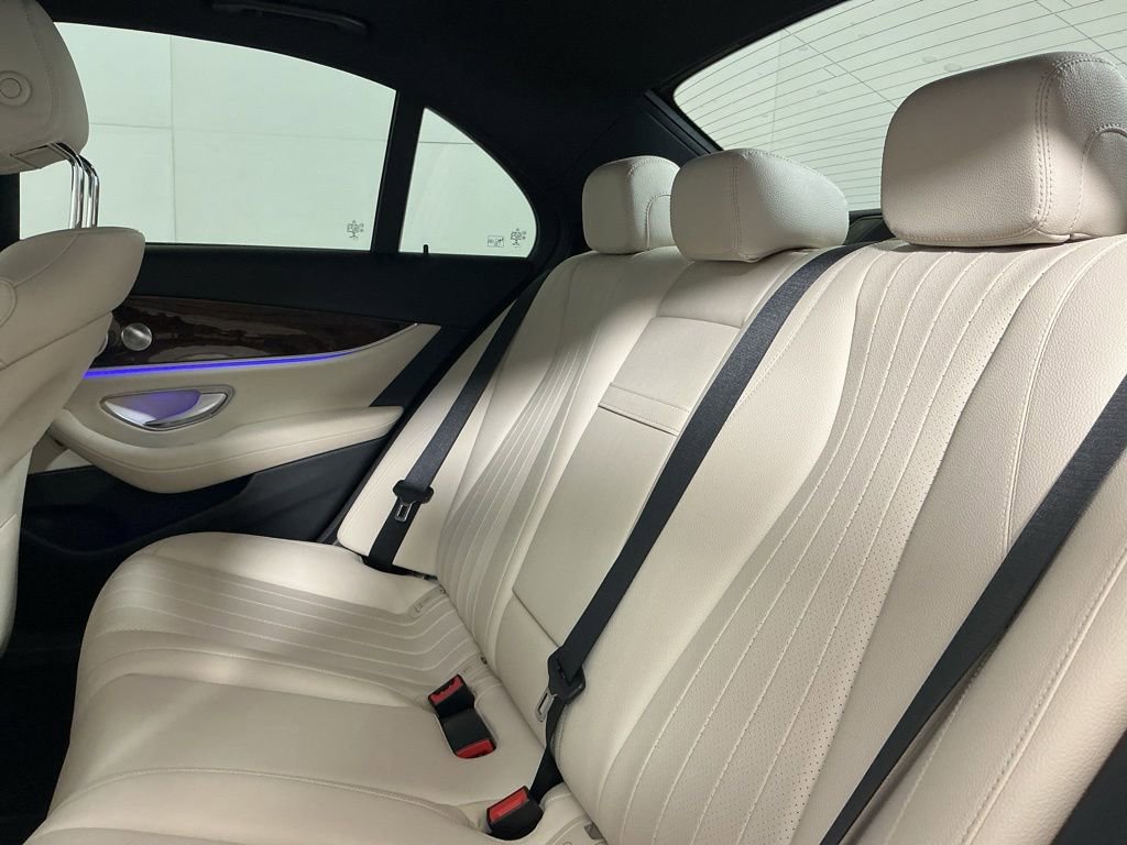 Used 2017 Mercedes-Benz E 300 image 25