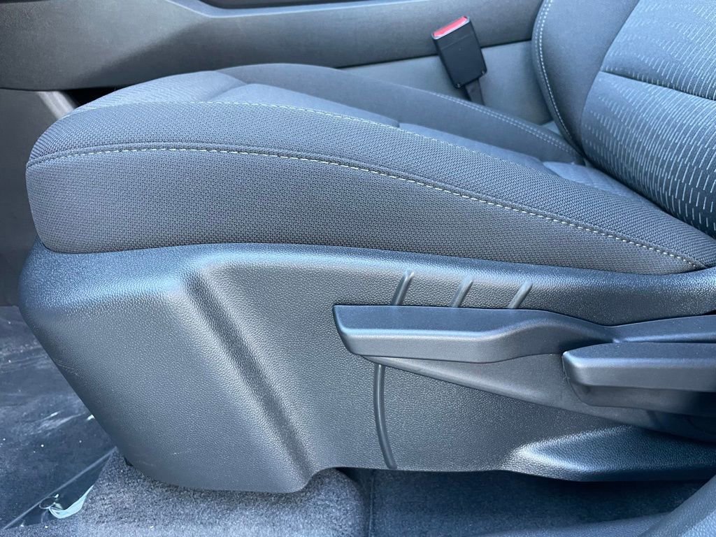 New 2026 Chevrolet Equinox LT image 11