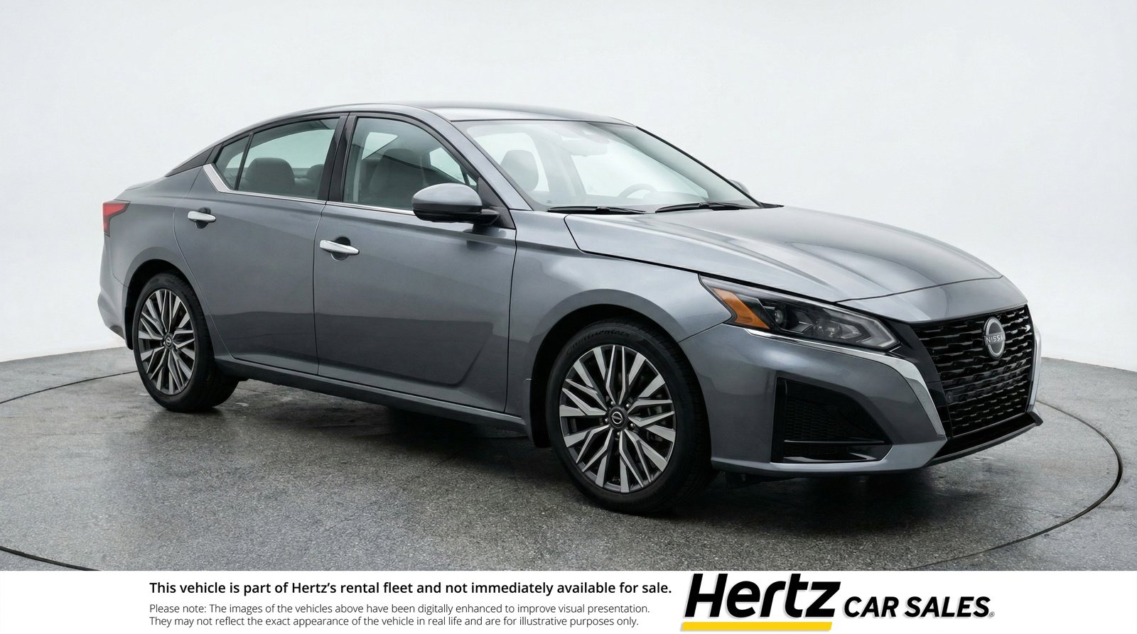 Used 2025 Nissan Altima 2.5 SV image 1
