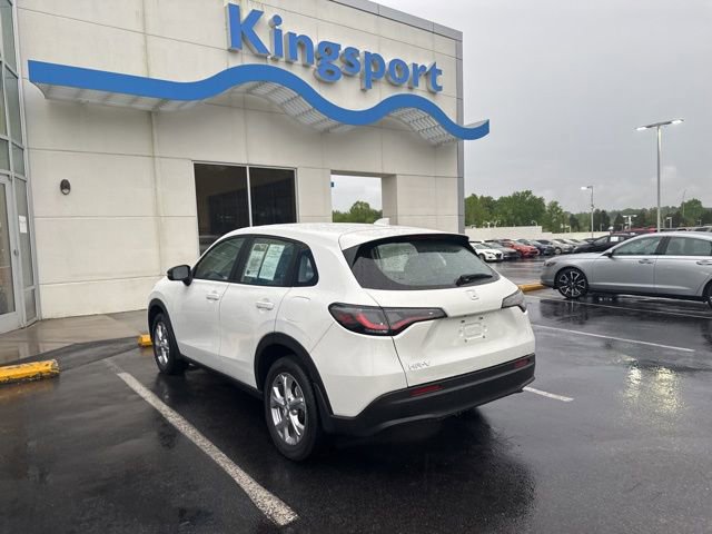 Used 2023 Honda HR-V LX image 9