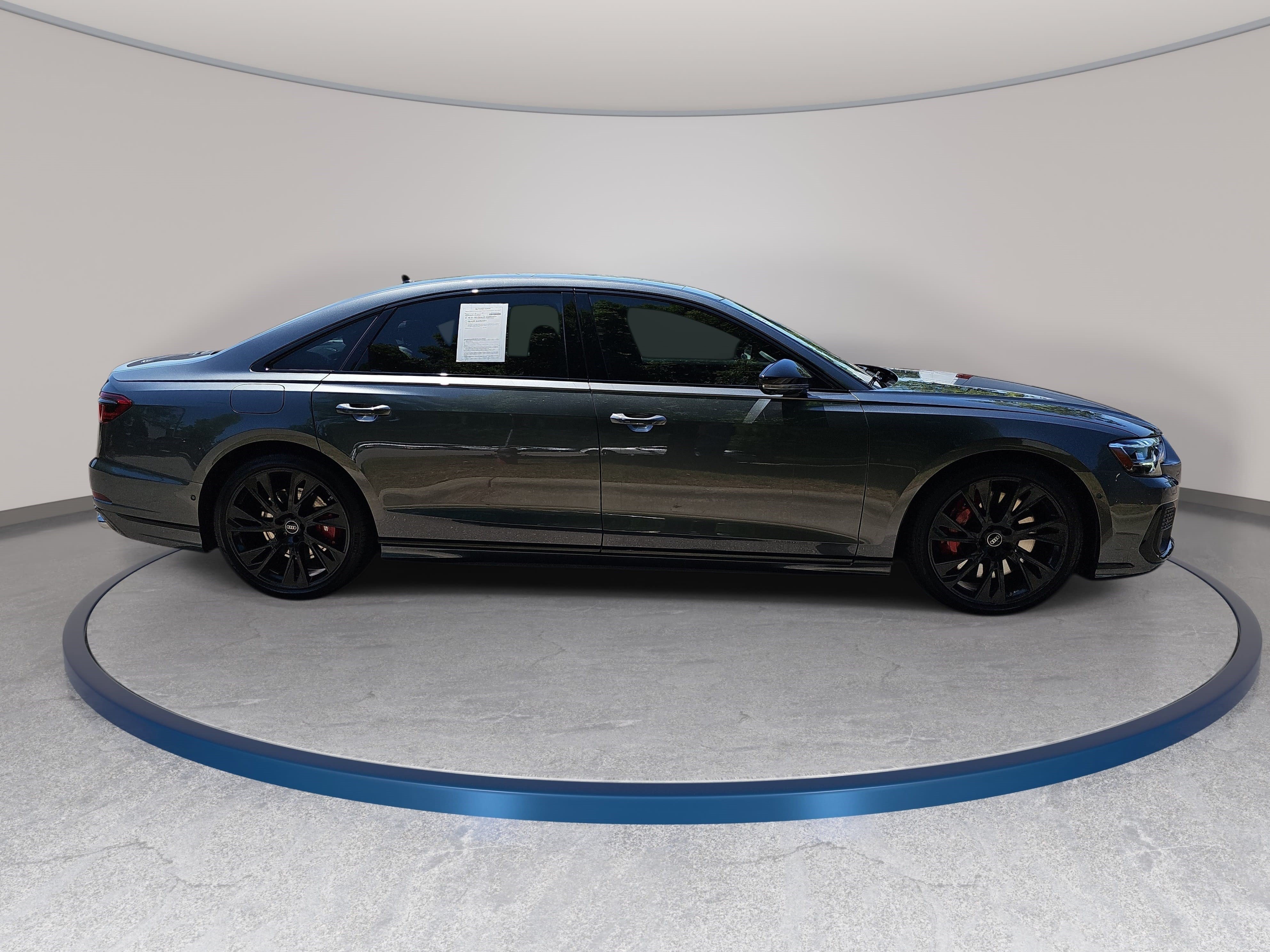 Used 2025 Audi S8 AWD/4WD image 4