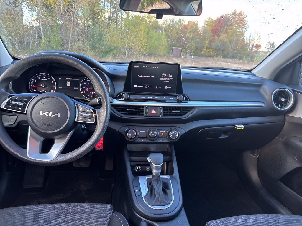 Certified 2023 Kia Forte LXS w/ LXS Technology Package FWD image 12