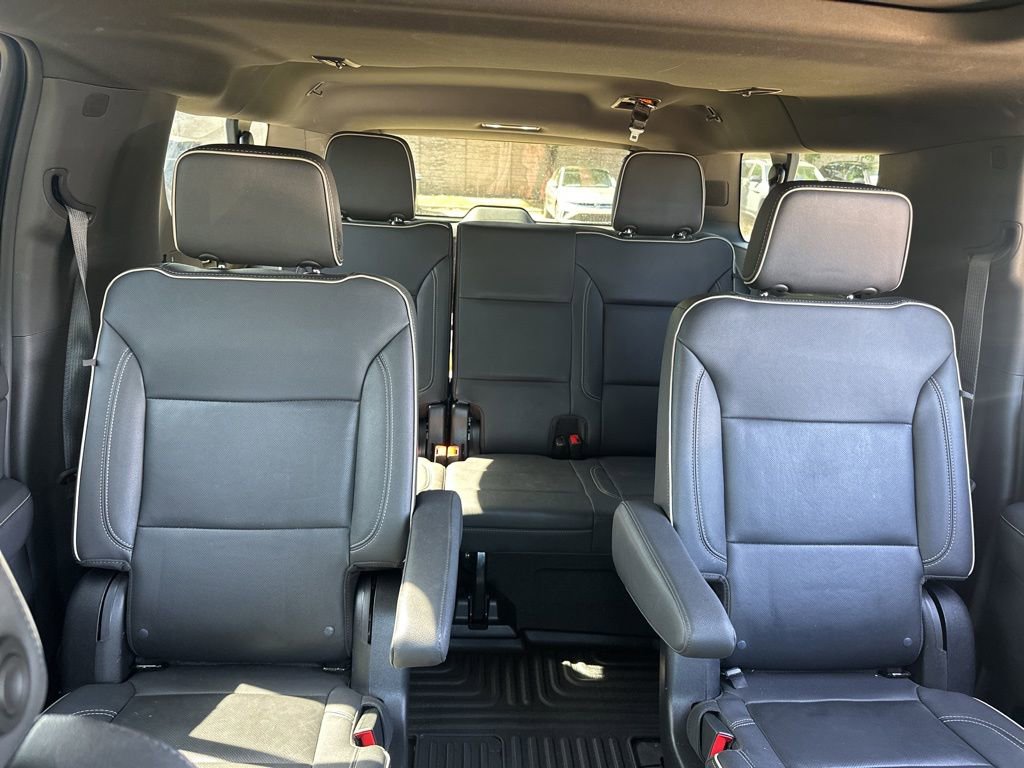 Used 2022 GMC Yukon XL SLT AWD/4WD image 25