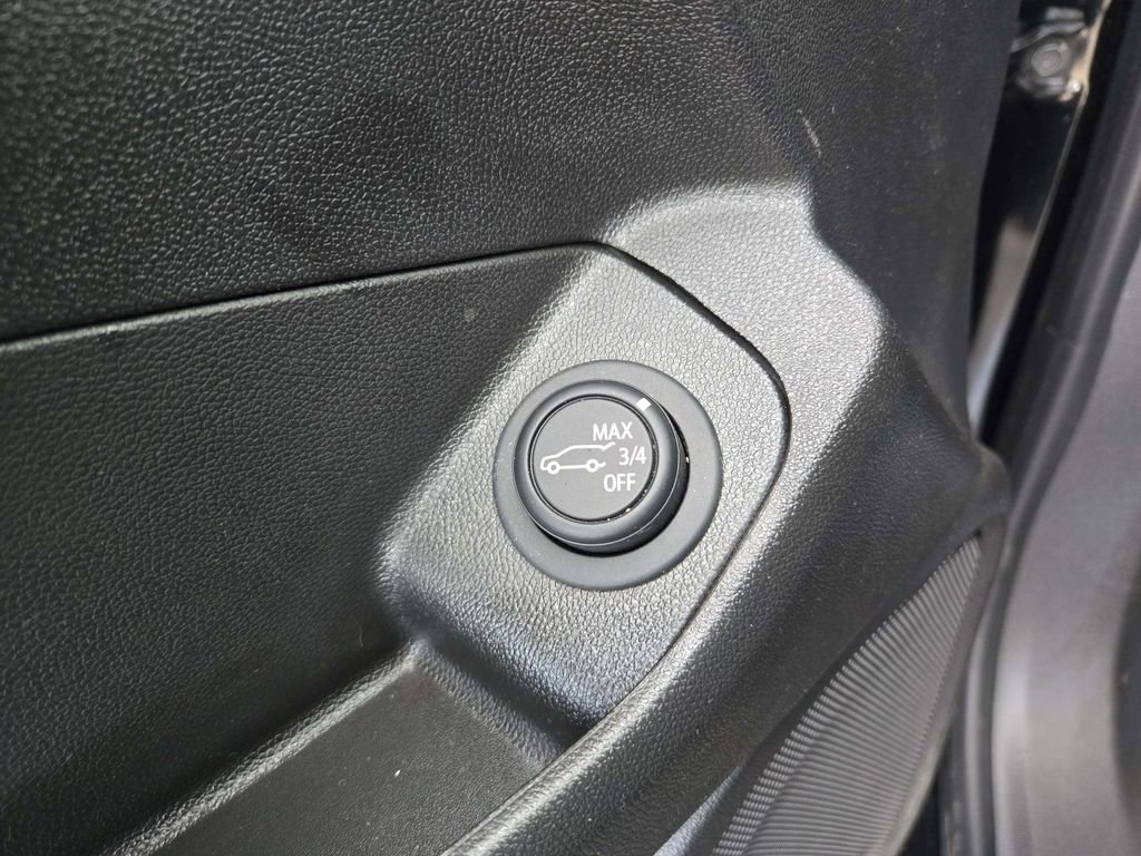 Used 2024 GMC Terrain Denali w/ Denali Premium Package image 38