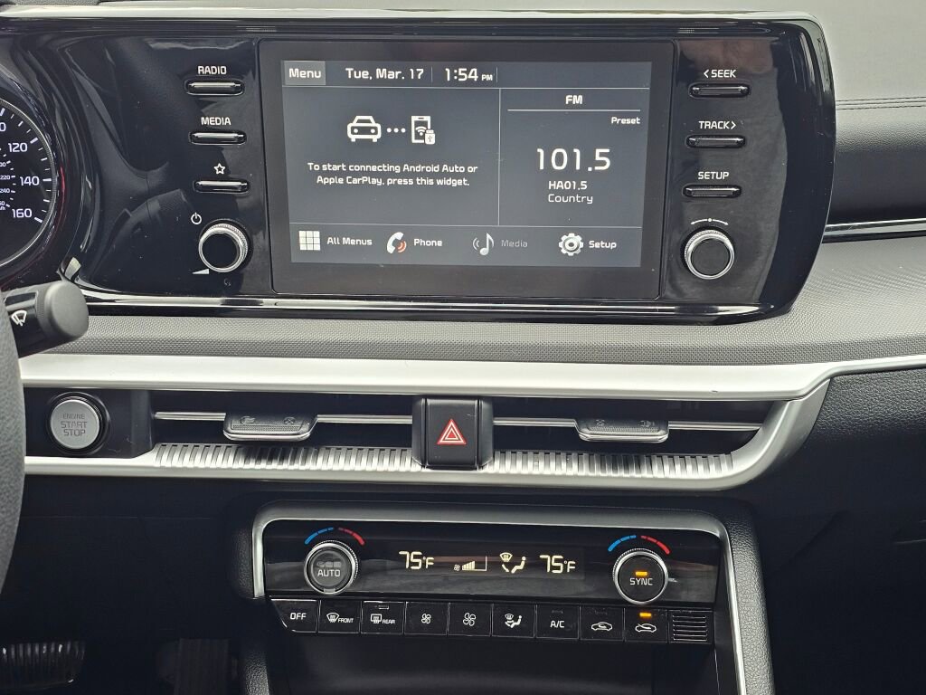 Used 2021 Kia K5 LXS image 13