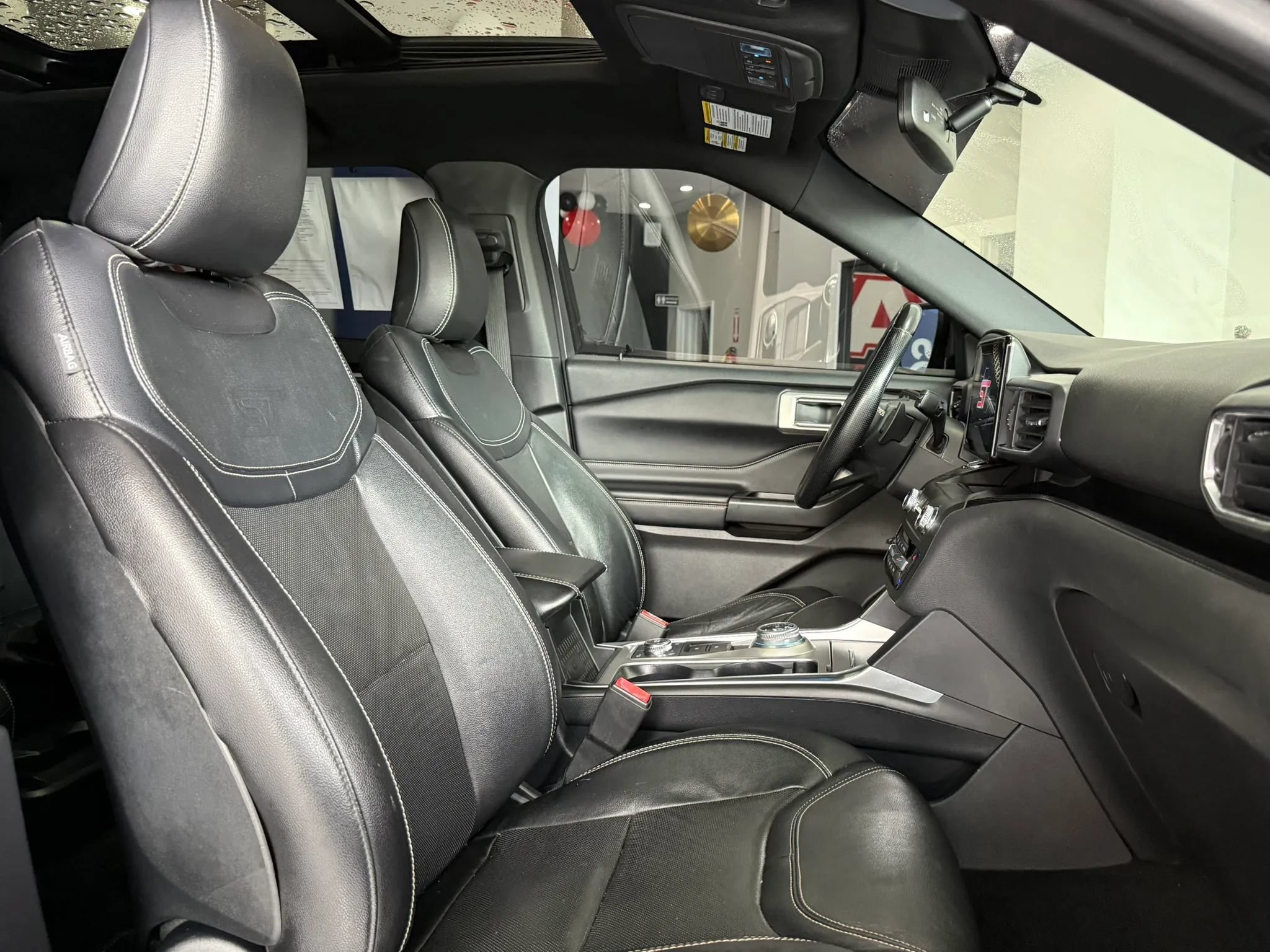 Used 2020 Ford Explorer ST AWD/4WD image 22