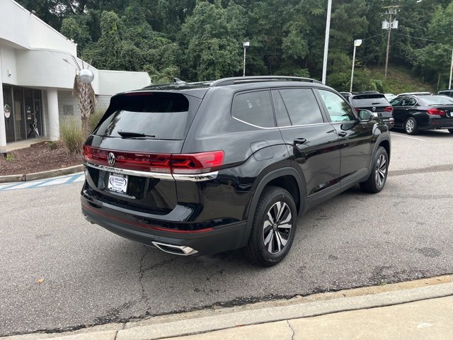 New 2026 Volkswagen Atlas SE image 3