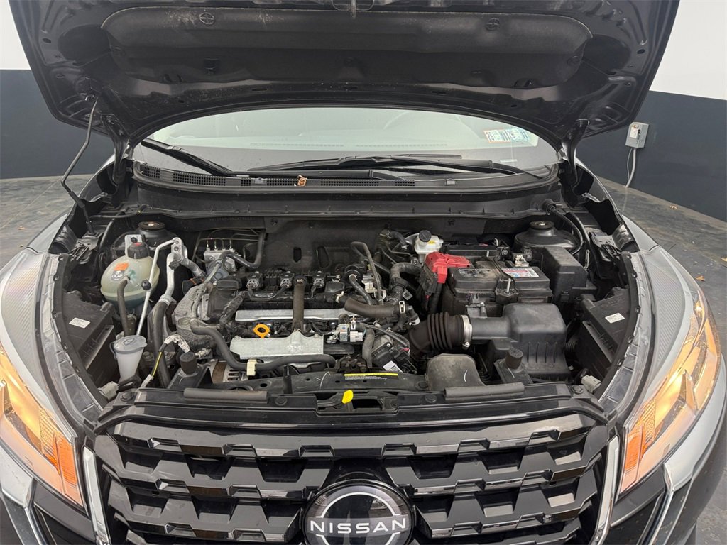 Used 2024 Nissan Kicks SV image 25