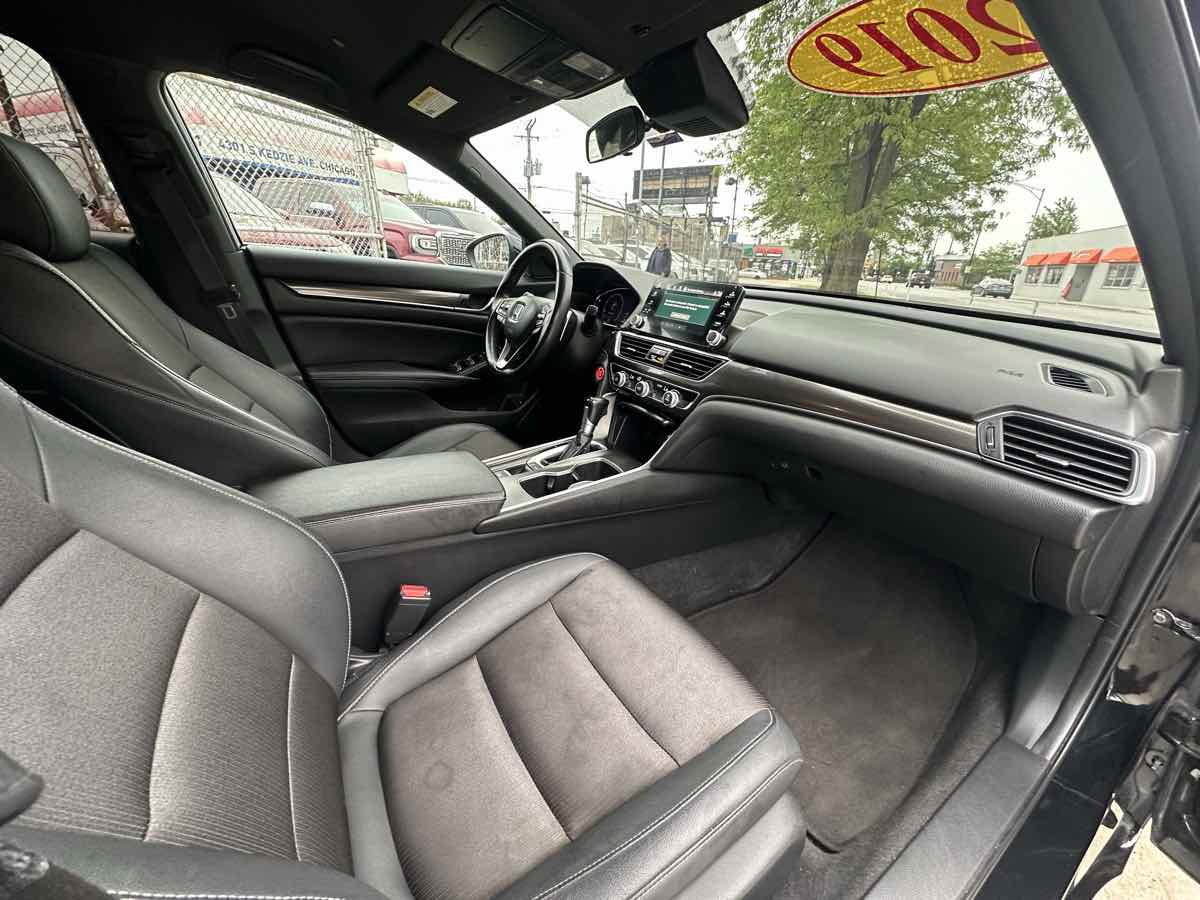 Used 2019 Honda Accord Sport image 26