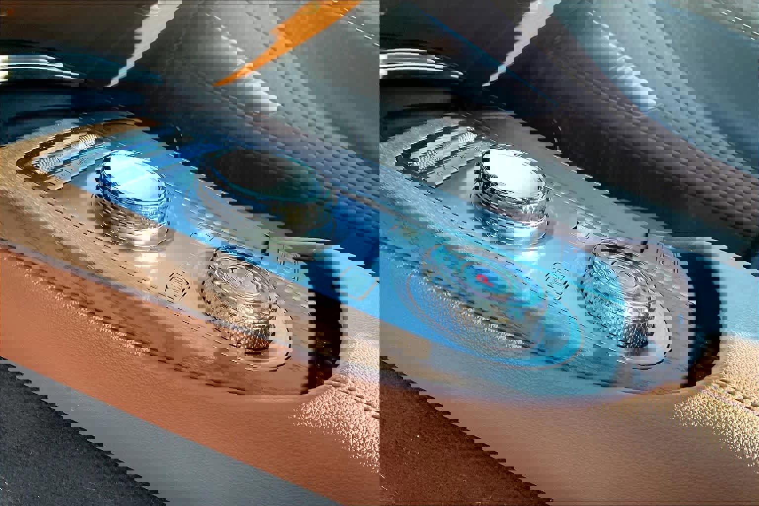 Used 2024 Genesis G80 image 13