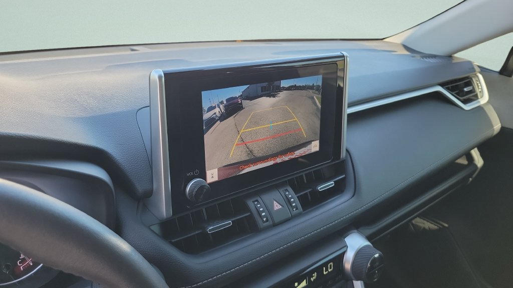 Used 2023 Toyota RAV4 XLE Premium FWD image 16