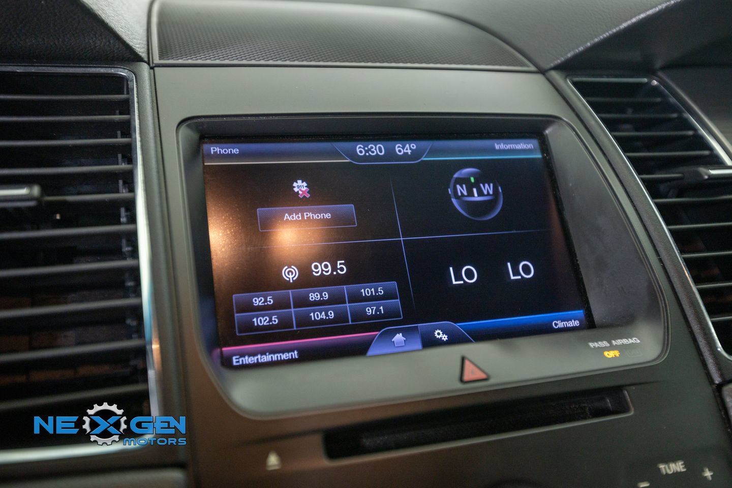 Used 2013 Ford Taurus SEL FWD image 17
