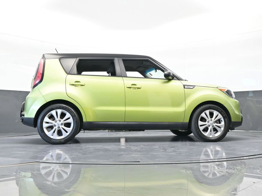 Used 2016 Kia Soul + image 56