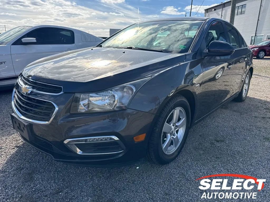 Used 2016 Chevrolet Cruze LT w/ Technology Package image 1
